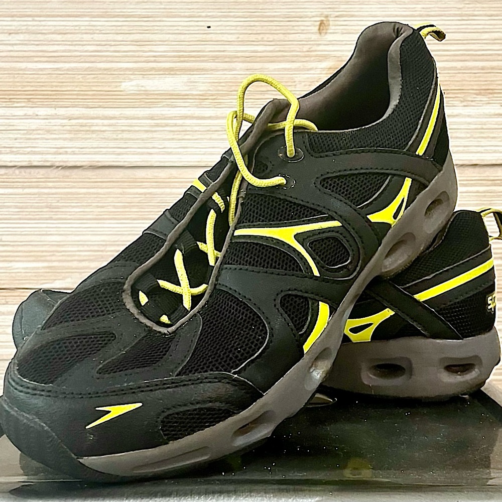 Men’s Speedo Water Shoes💦